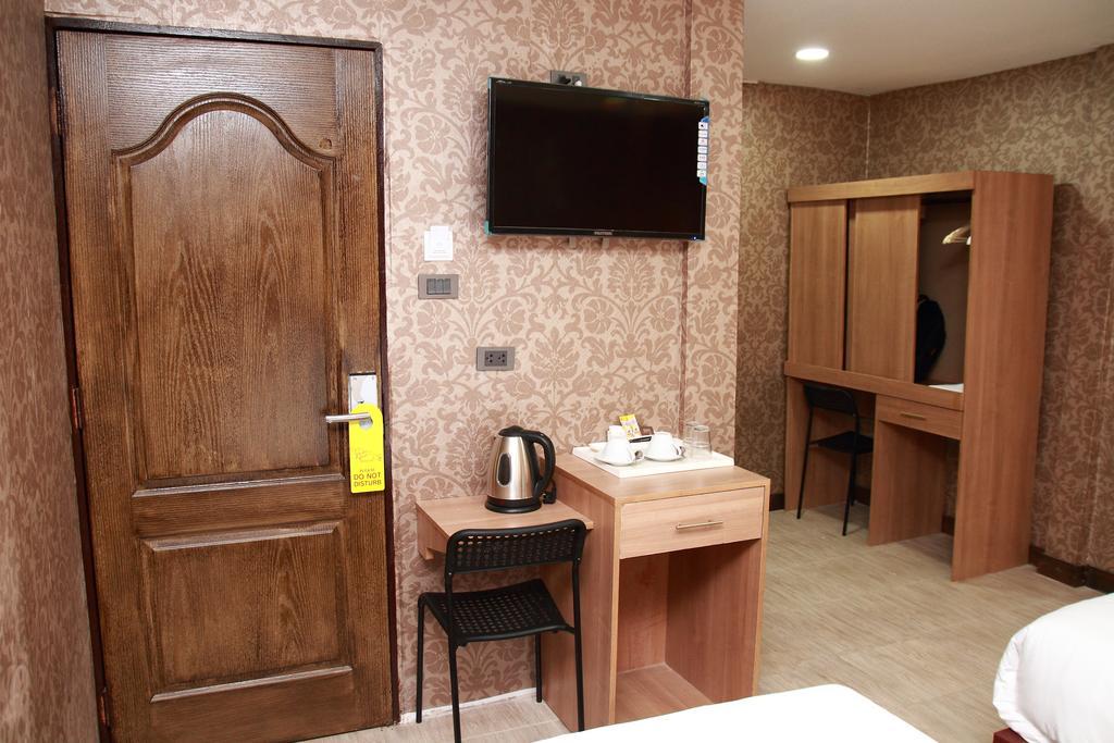 Harrys Suite Hotel Bangkok Cameră foto